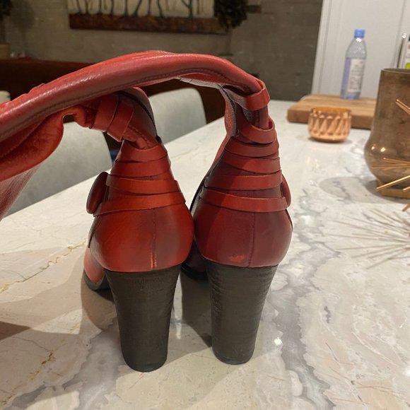 Red Leather Boots - new without tags - Picture 3 of 13
